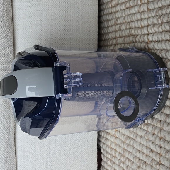 Shark Navigator Lift Away vacuum NV350 parts dust bin canister Collector New - Picture 3 of 10